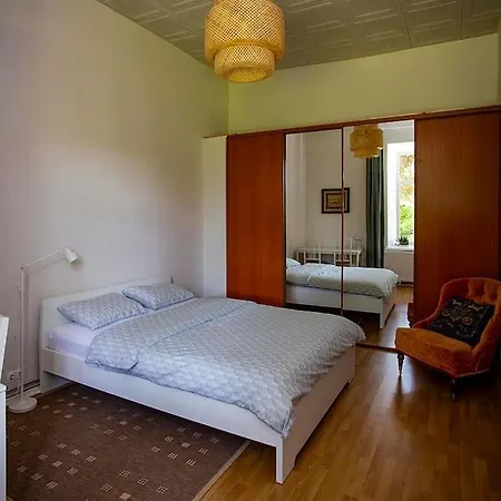Apartment A Fairy Tale Garden In A Vilnius